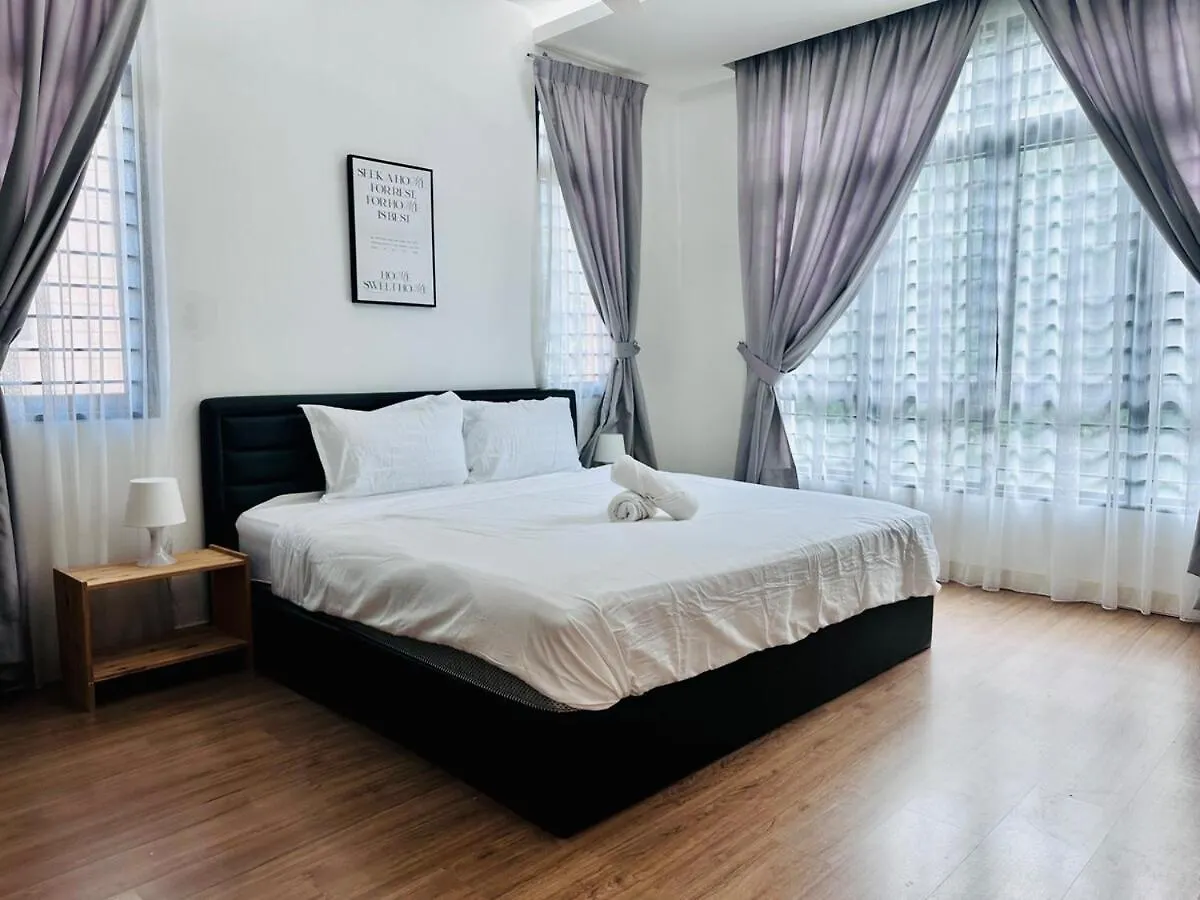 Vila New Sea Breeze Landed Home 13Pax Batuferrigghi Batu Feringgi Malajsie
