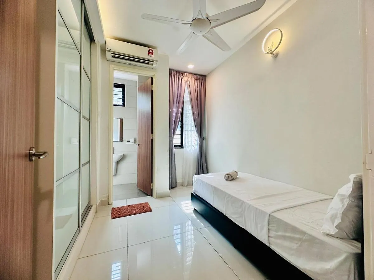 New Sea Breeze Landed Home 13Pax Batuferrigghi Batu Feringgi Malajsie